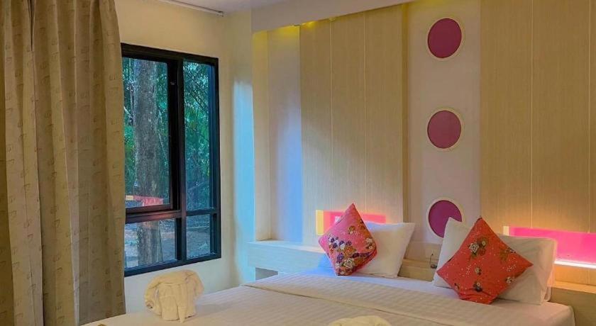 Na Tubthieng Boutique Resort Trang Buitenkant foto