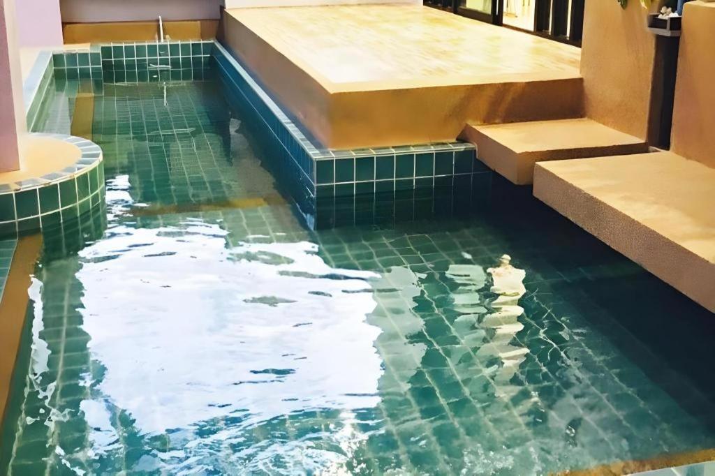 Na Tubthieng Boutique Resort Trang Buitenkant foto
